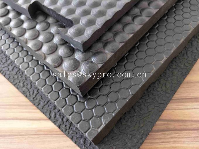 8mm Square Hexagon Pattern Double Side Rubber Mats , Heavy Duty Stable Rubber Horse Stall Mat 0
