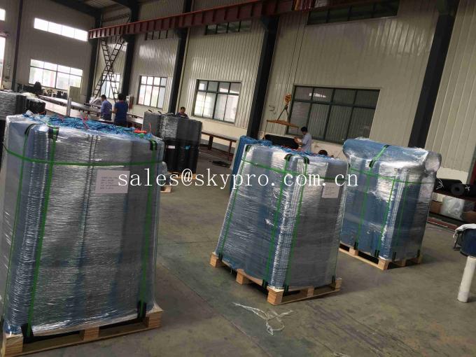 Professional Industrial Rubber Tralier Matting / Small Square Cow Mat 0