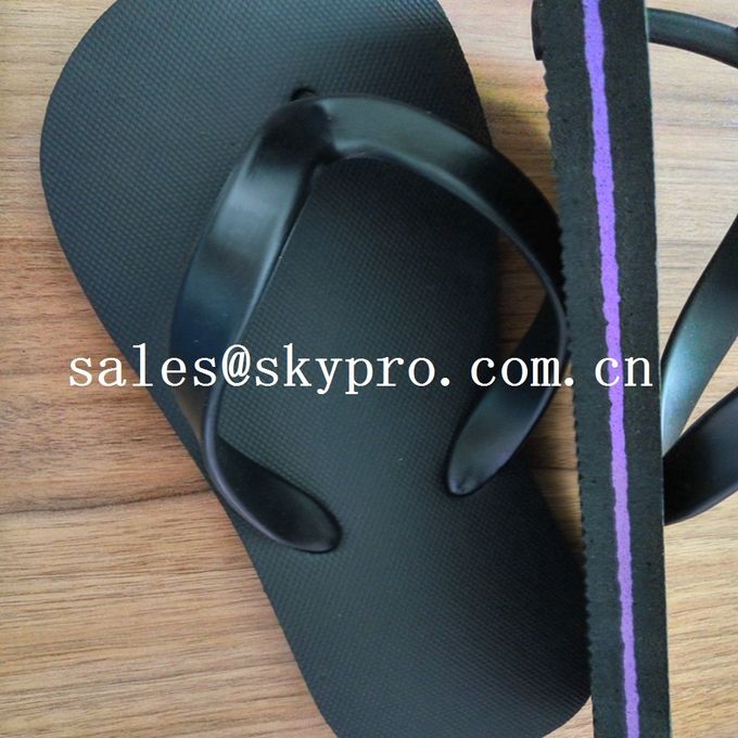 Comfortable Black Plain Flip Flops / Sandals Wear resistant Summer Beach Slippers 0