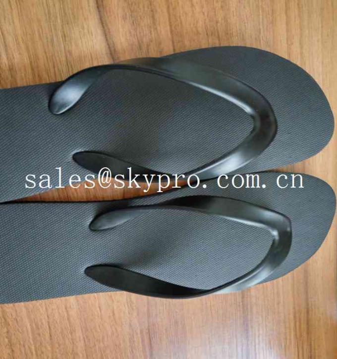 Soft Fashionable Beach Flip Flop Comfortable Natural Rubber Summer Sandals / Slippers 0